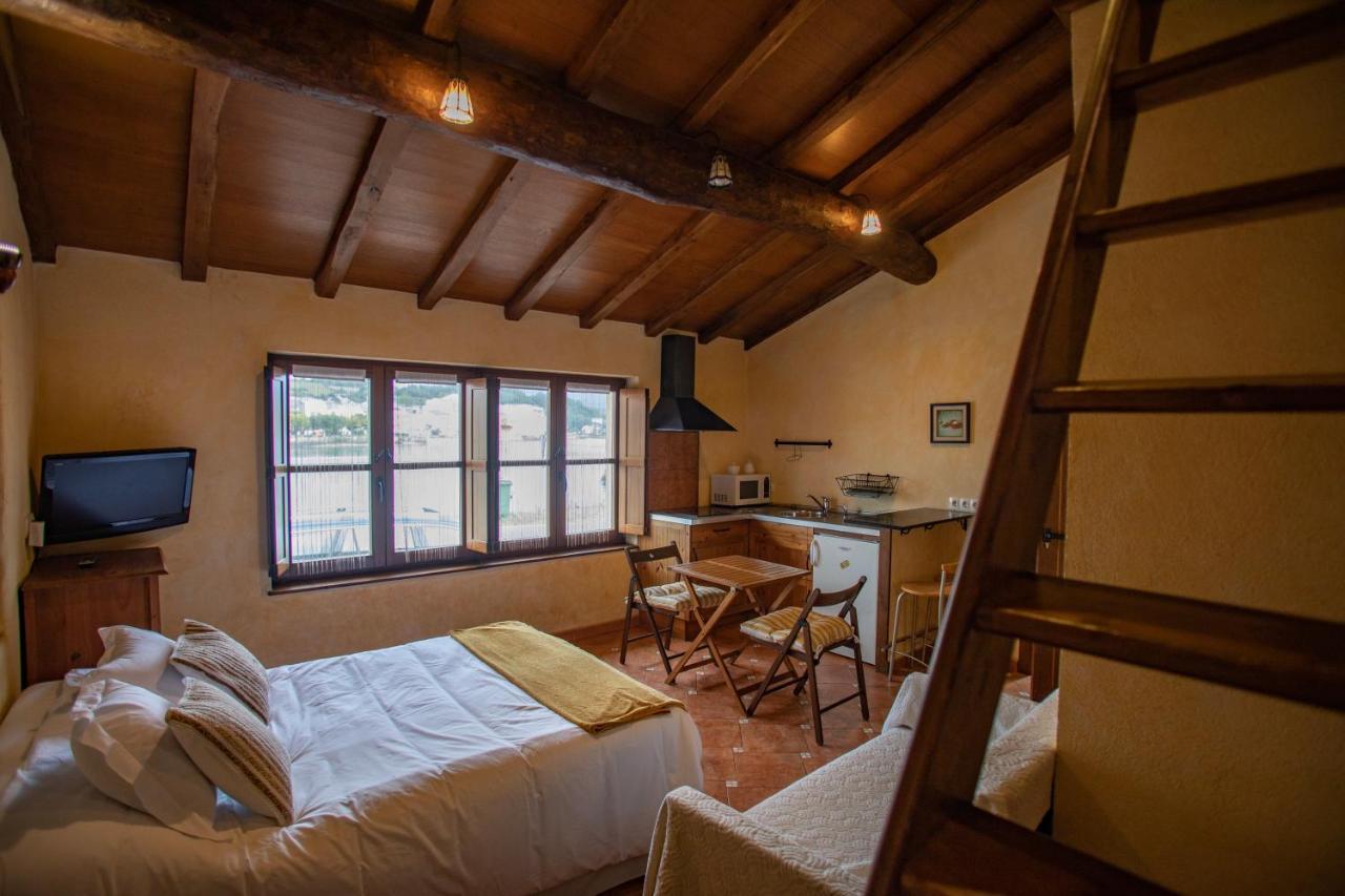 Casa Ria De Navia Guest House Ngoại thất bức ảnh