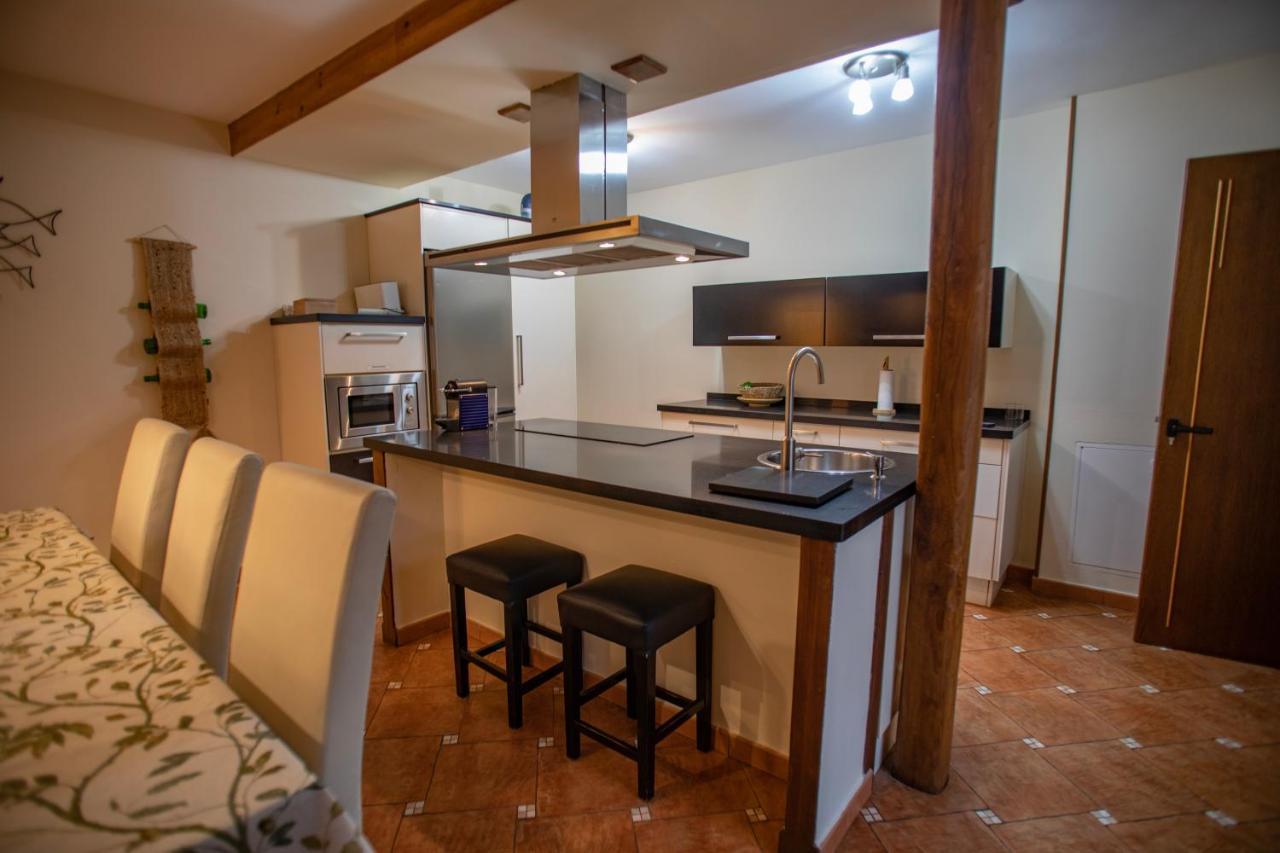 Casa Ria De Navia Guest House Ngoại thất bức ảnh