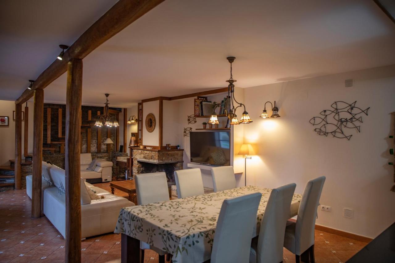Casa Ria De Navia Guest House Ngoại thất bức ảnh